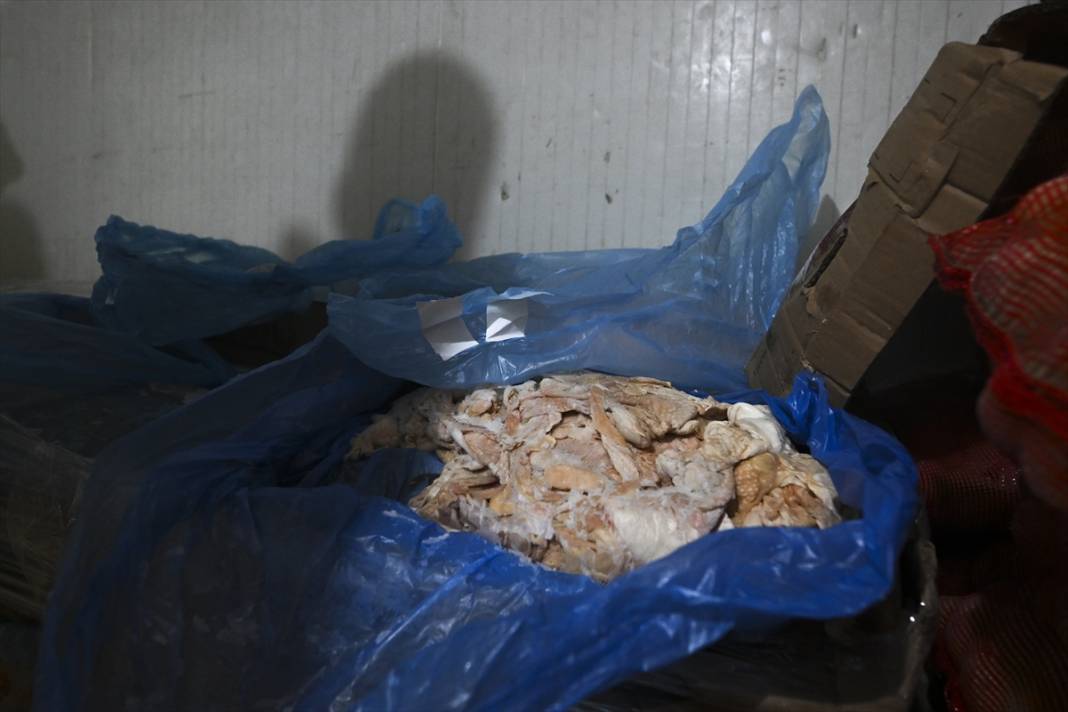 Köfte diye insanlara yedirttikleri şeyler şok etti! Sakın bakmayın 11